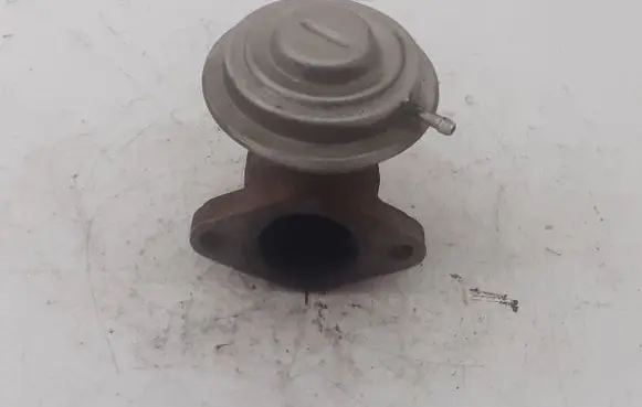Volvo S70 V70 V70 XC EGR valve 72167506 074131503