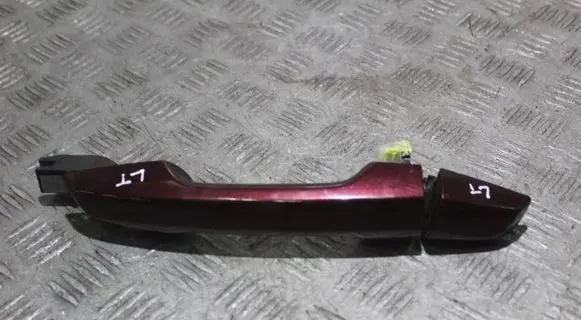 Honda CR-V Rear door exterior handle/bracket 