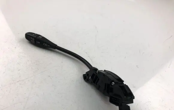 Mercedes-Benz C W203 Indicator stalk A0085452624