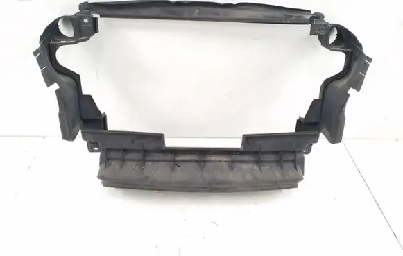 Mercedes-Benz GL X164 Intercooler air guide/duct channel A1645000116