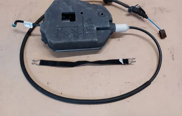 Citroen DS5 Hand brake/parking brake motor 9674619580