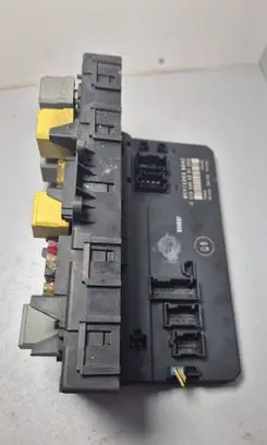 Mercedes-Benz Vito Viano W639 Fuse module 6395450301 ZGS004 356165