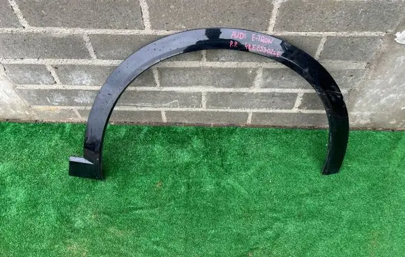 Audi e-tron Front arch trim 4ke853026e