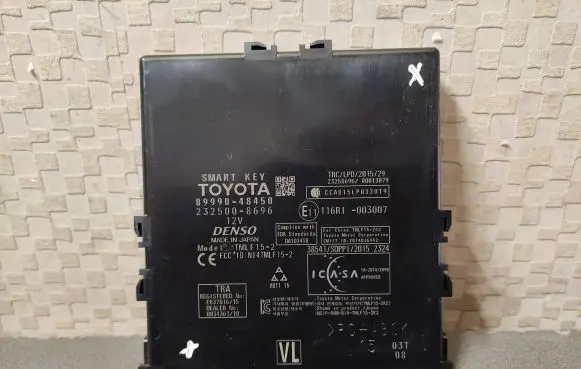 Lexus RX 450H Keyless (KESSY) go control unit/module 8999048450