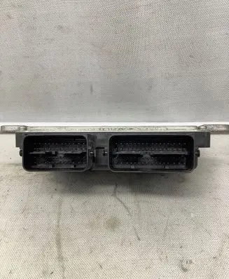 Mitsubishi Outlander Engine control unit/module 1860C102