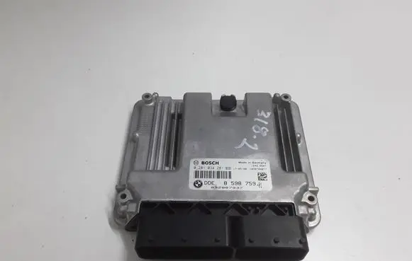 BMW 3 F30 F35 F31 Engine control unit/module 8598759
