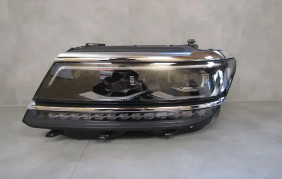 Volkswagen Tiguan Headlight/headlamp TB0TH6