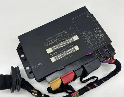 Audi A4 S4 B7 8E 8H Comfort/convenience module 8H0959433D