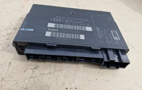 Audi A4 S4 B7 8E 8H Comfort/convenience module 8E0959433BP 01893619 00002727D3