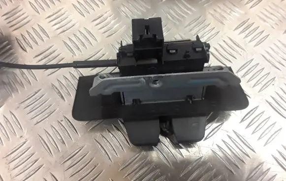 Volvo XC70 Tailgate/trunk/boot lock/catch/latch