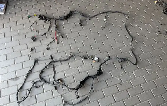 Engine installation wiring loom