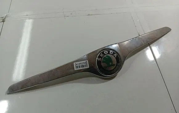 Skoda Roomster (5J) Front grill 5J0853633
