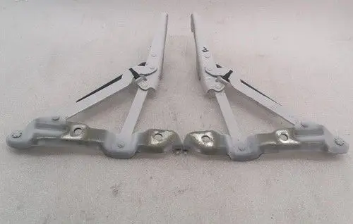 Chevrolet Camaro Tailgate/trunk/boot hinge 92226379