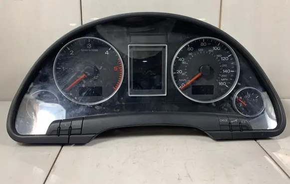 Audi A4 S4 B7 8E 8H Speedometer (instrument cluster) 8E0920981H
