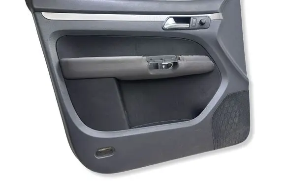 Volkswagen Touran I Front door card panel trim 1T1867011