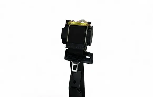 Middle seatbelt (rear)