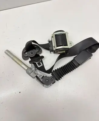 BMW 5 E60 E61 Front seatbelt 601629800D 070618