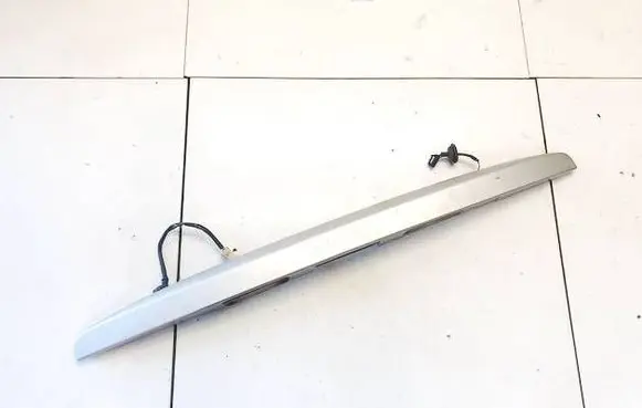 KIA Ceed Trunk door license plate light bar 
