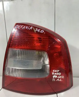 Skoda Octavia Mk2 (1Z) Rear/tail lights ZSB1Z5945096B