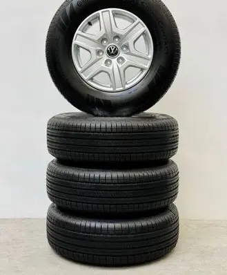 Volkswagen Amarok II R17 summer tire 