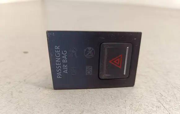 Hazard light switch