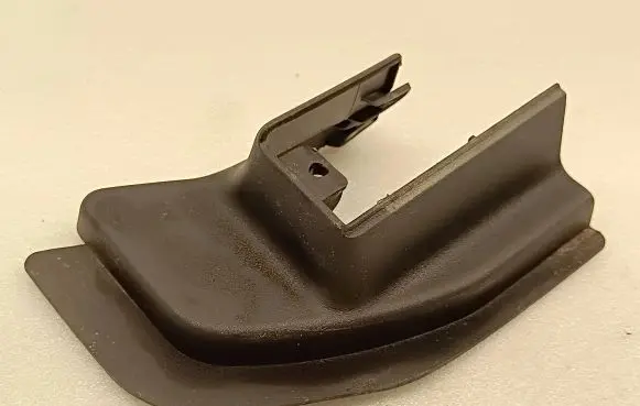 Chrysler Pacifica Front passenger seat rail trim 5RT23TRMAB MT19902 66592