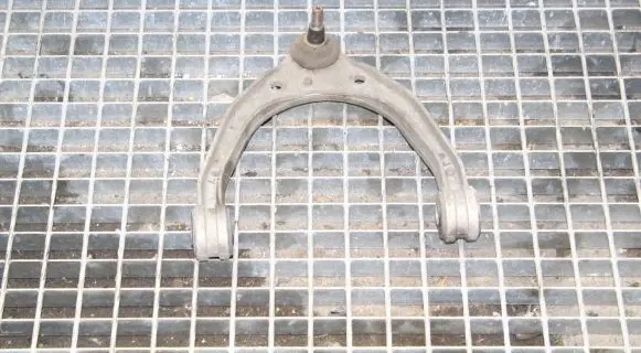 Volkswagen Touareg I Front upper control arm/wishbone 7L0407047A