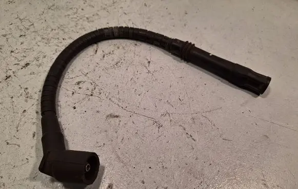 BMW 3 E46 Ignition plug leads 13290 12121247360 1710673