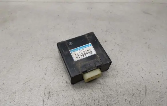 Mitsubishi Pajero Other control units/modules MB665614 X4T62171