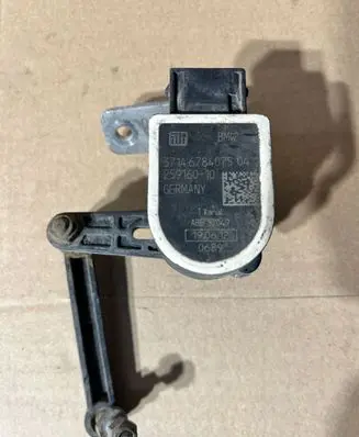 BMW 6 F06 Gran coupe Headlight/headlamp level sensor 6784075