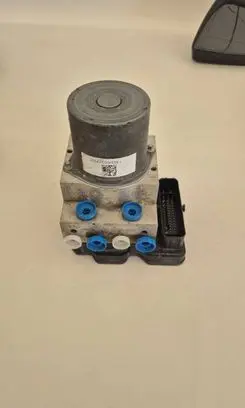 Audi Q7 4M ABS Pump 4M0907379Q 4M0907379N