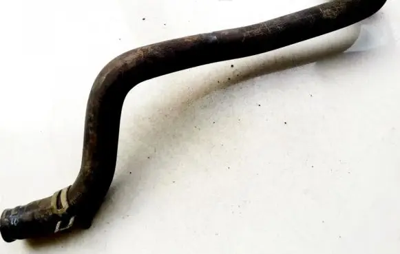 Volkswagen PASSAT B4 Engine coolant pipe/hose