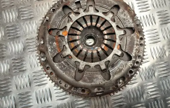 Toyota Yaris Clutch set kit 0J27HI