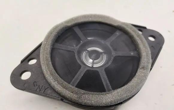 Lexus RX V Rear door speaker 8616048400