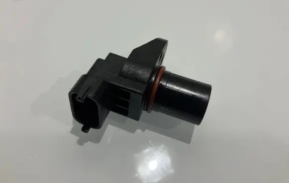 Mercedes-Benz CLS C219 Camshaft position sensor A0051531328 0607 416110