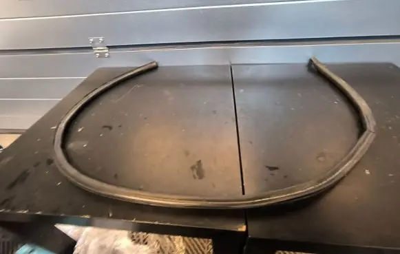 BMW 3 G20 G21 Engine compartment rubber 51767419379 7419379