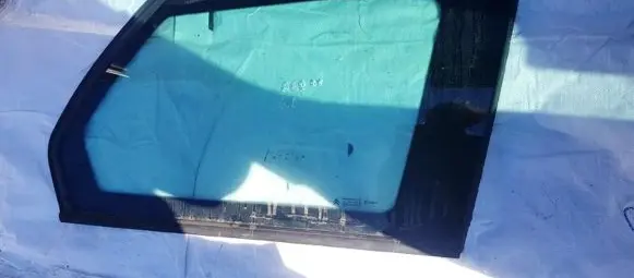 Citroen C4 Grand Picasso Rear side window