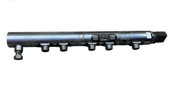 BMW 5 E60 E61 Fuel main line pipe 0445214184 7809129