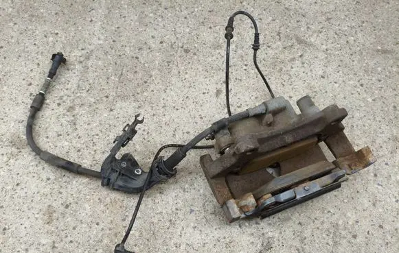 Mercedes-Benz GL X166 Front brake caliper 