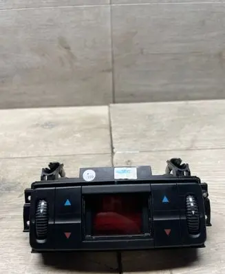 Mercedes-Benz CLS C219 Climate control unit 2118300285 00083406