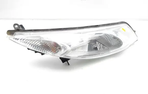 Nissan Juke I F15 Headlight/headlamp
