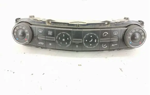 Mercedes-Benz E W211 Climate control unit 2118300190 A2118300190