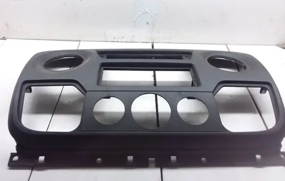 Renault Master III Panel trim 682600025R