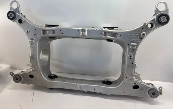 Volvo C40 Rear axle beam 32333366