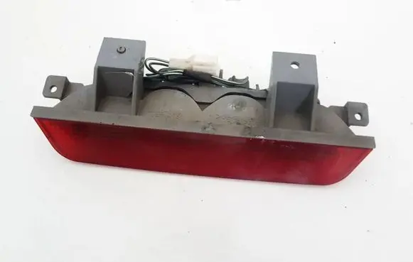Mitsubishi Galant Third/center stoplight 0509140 050-9140