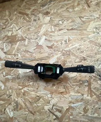 Volvo V40 Wiper turn signal indicator stalk/switch 31343022