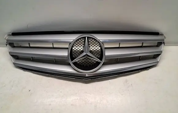 Mercedes-Benz C AMG W204 Front bumper upper radiator grill A2048800023 A2078800260
