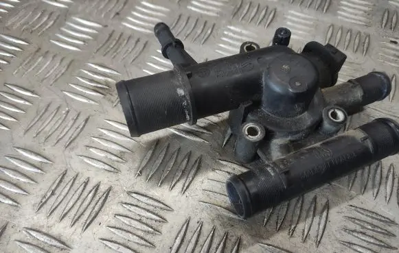 Renault Laguna II Coolant radiator PA66GF30 V231589C
