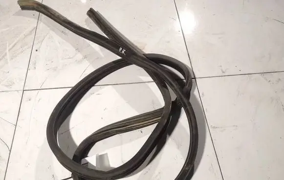 Ford Transit Rubber seal front coupe door 