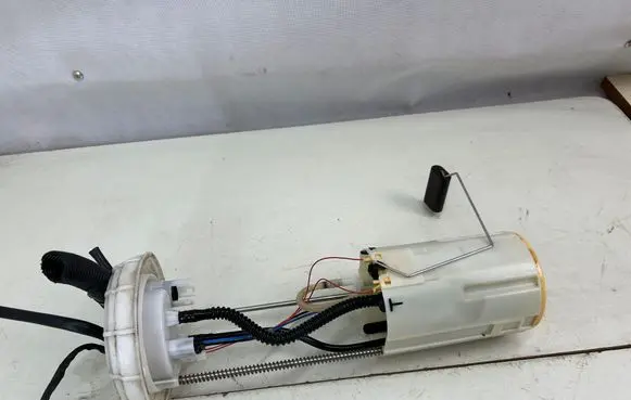 Peugeot Boxer In-tank fuel pump E0511180